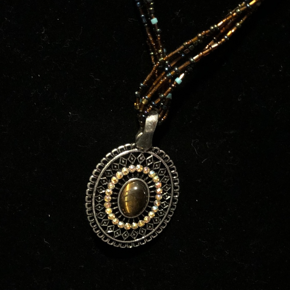 Premier Designs Necklace - Picture 2 of 2